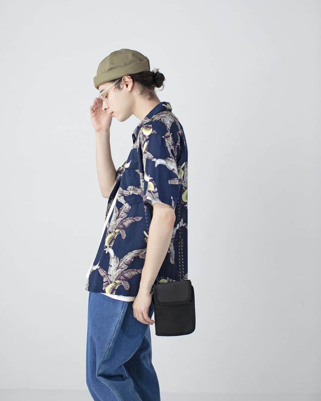 WEGOさんのインスタグラム写真 - (WEGOInstagram)「ㅤㅤㅤㅤㅤㅤㅤㅤㅤㅤㅤㅤㅤㅤ ✓dark flower shirt ￥3,299(tax in) size:M/L ✓aloha shirt ￥3,299(tax in) size:M/L ✓multi stripe open collar shirt ￥3,299(tax in) size:M/L ㅤㅤㅤㅤㅤㅤㅤㅤㅤㅤㅤㅤㅤㅤ @zen.grams  ㅤㅤㅤㅤㅤㅤㅤㅤㅤㅤㅤㅤㅤㅤ #WEGO #ウィゴー #WEGOMagazine #summer #fashion #tops #トップス #shirt #シャツ #flower #花 #aloha #alohashirt #アロハ #アロハシャツ #stripeshirt #ストライプシャツ #stripe #opencollarshirt #オープンカラーシャツ #開襟シャツ #mens #メンズ」7月7日 14時01分 - wego_official