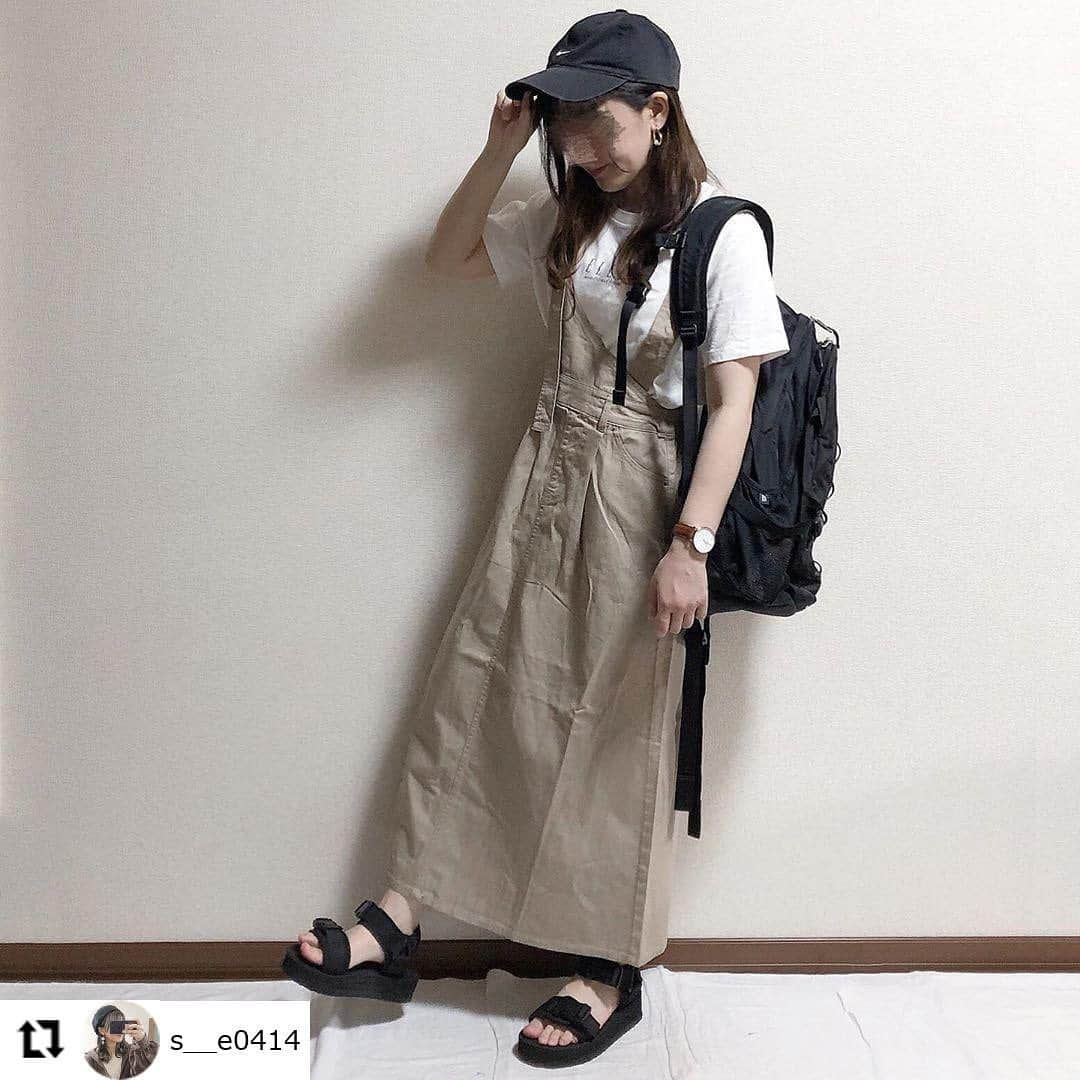 GRLさんのインスタグラム写真 - (GRLInstagram)「【👆画像をタップすると購入できるよ👆】 @s__e0414 さん @riri_yurina さん @kaochang_luu さん @m__chawa93 さん @komasan.1106 さん @yun_wear さん にGRL商品着用して頂いております💕 ありがとうございます✨ . @grl_official #グレイル #grl #ジャンスカ #ストラップサンダル #セットアップ #おうち時間 #おうちコーデ」7月7日 15時09分 - grl_official