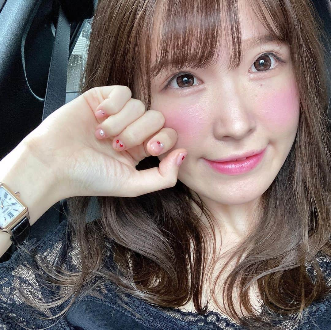 水沢美心のインスタグラム：「インスタの使い方がよくわからないけど間違ってないよね？これちゃんと投稿できてるよね？  インスタ映えする所とか派手な場所に行かないからなかなか投稿が出来なくてごめんなさい😭  とりあえずワイを載せますw」