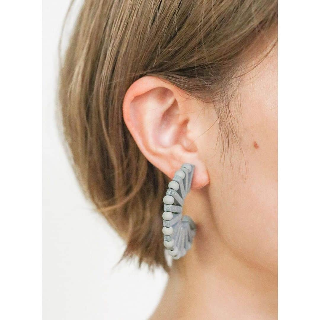 moca さんのインスタグラム写真 - (moca Instagram)「. 【new arrivals】 . 7/7(tue)18:00～ . no.10008547 WOOD STAIR PIERCE 2000yen +tax ivory/brown/sax blue . #selectmoca」7月7日 16時22分 - selectmoca