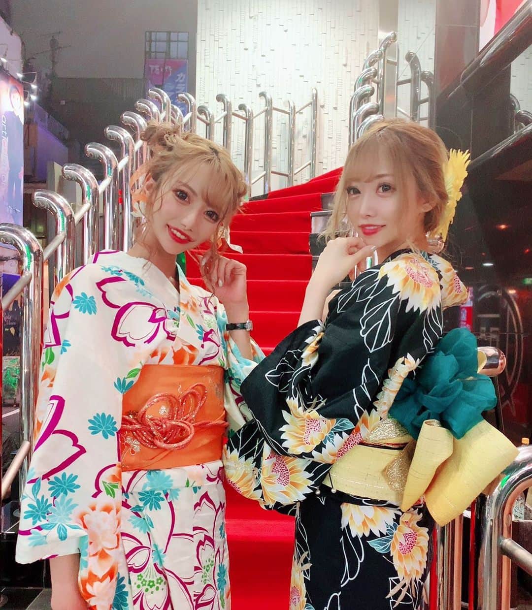 RIRAのインスタグラム：「浴衣イベントのときの💟.  ふうかさんきゃわ🙂💛.  #浴衣#夏#フォーティーファイブ#キャバクラ#キャバ嬢#歌舞伎町#新宿#fourtyfive」