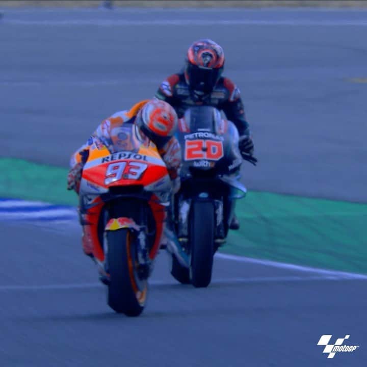 レプソル・ホンダのインスタグラム：「It’s getting closer every day and we are SO excited. 👀 #MotoGPIsBack」