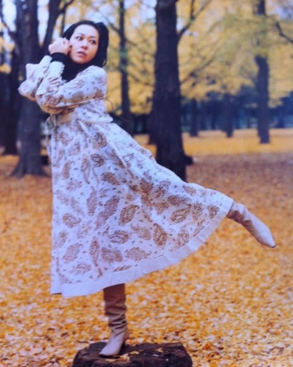日暮愛葉さんのインスタグラム写真 - (日暮愛葉Instagram)「確かSONY時代のバアフアウトの写真。30代だったな。珍しく尖ってない感じね。#barfout #aihasolo #aihahigurashi #日暮愛葉 #日暮愛葉ソロ」7月7日 17時46分 - aiha_higurashi
