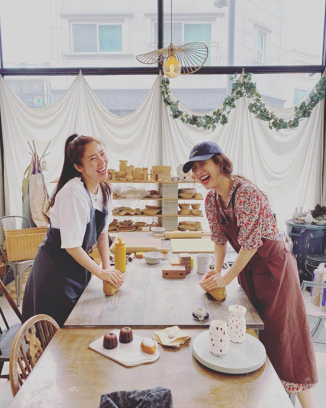 のインスタグラム：「나의 베프랑 신난당💕」