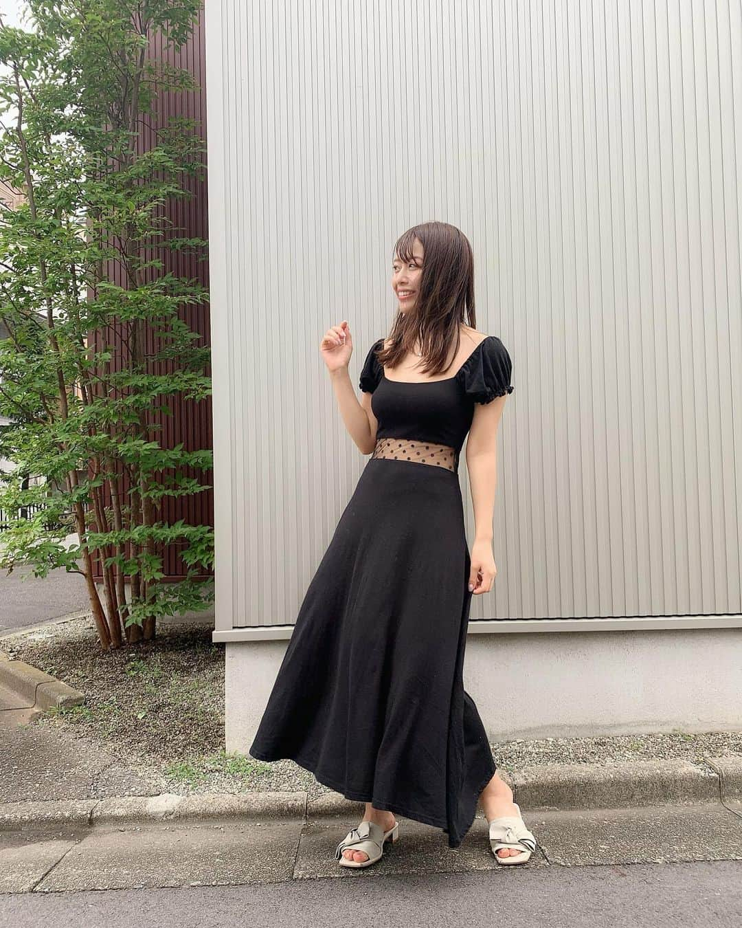 石倉侑芽さんのインスタグラム写真 - (石倉侑芽Instagram)「先日のコーデ👗💓 . ストーリー載せたらどこのですか？って めっちゃコメントきてた👀❣️ お腹透けてて可愛いよね🥺🥺 . @primavely_official で買いました🌈 これパッド付きやからめっちゃ楽ちん😂 楽なのに可愛いって最高🥺👏💓 最近お気に入りの褒められワンピです🌟 . #ゆめちんコーデ#コーディネート#ワンピース #黒ワンピ#ワンピースコーデ#coordinate#wear#ootd」7月7日 18時03分 - yume8115