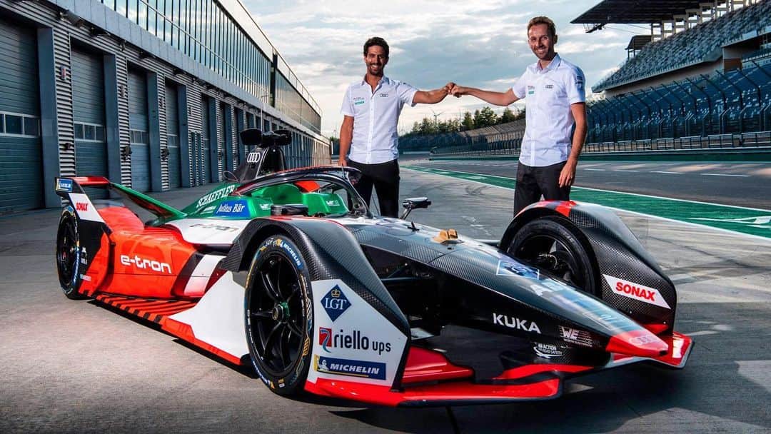 ルーカス・ディ・グラッシさんのインスタグラム写真 - (ルーカス・ディ・グラッシInstagram)「New team mate, same goal. #win Welcome @renerast ! —- #FIAFormulaE #FormulaE #Electric #Racing #Motorsport #futureiselectric #AudiSport #Audi #etron #Niobium #Forcepoint #AudiBrasil #Boss #Enerzee」7月7日 18時27分 - lucasdigrassi