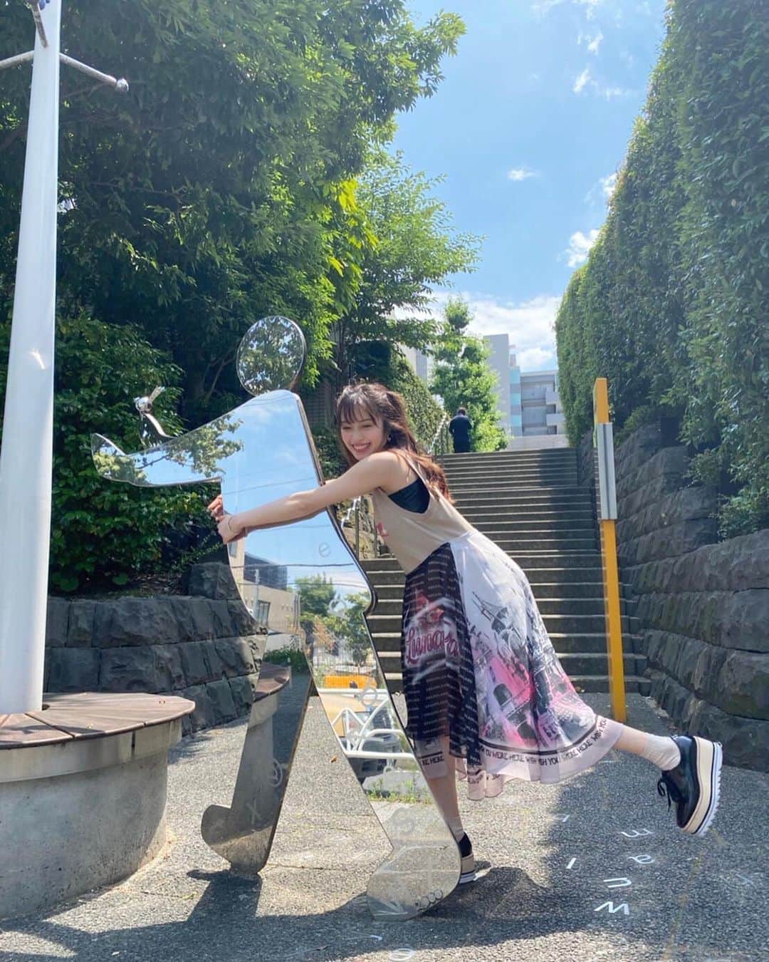 村島未悠さんのインスタグラム写真 - (村島未悠Instagram)「昨日のYouTubeは、 私の1日に密着でした😊 皆が元気に！！ 明日も頑張れますように🎋🌠 #CHERRSEETV#CHERRSEE#チェル日記#七夕」7月7日 18時28分 - happy_miyu0827