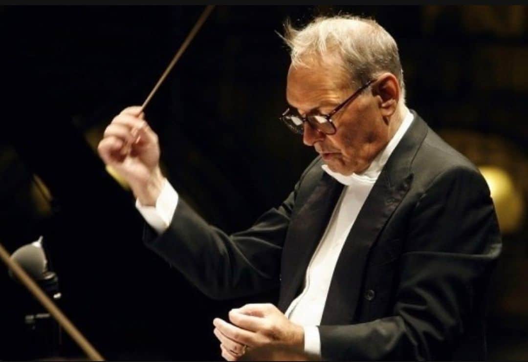 パク・キヨンのインスタグラム：「그리고어제... R.I.P 정말 감사했습니다...   #enniomorricone #thankyou #foryourmusic」