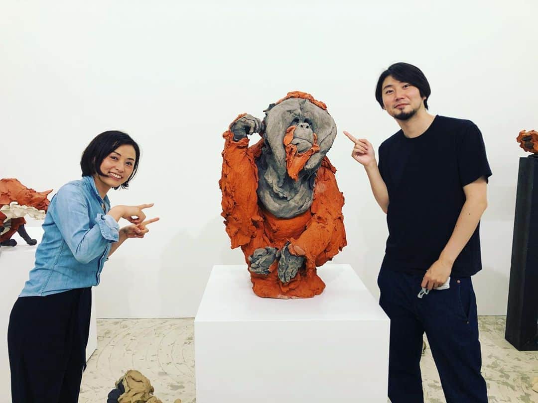 南早苗のインスタグラム：「先週、エフエム石川「Flyin' Pop」で ご紹介した、私設美術館「KAMU Kanazawa」。 先月オープンしたばかりです。 館長の林田堅太郎さんがアーティストと 直接やりとりし、作品を収集。 1フロア1アーティストというスタイルで 展示しています。 じっくり作品と向き合える空間😌  #kamukanazawa  #musium #美術館　#art #leandroehrlich  #stephaniequayle #takurokuwata #kanazawa #ishikawa  #japan #エフエム石川　#radio #flyinpop」