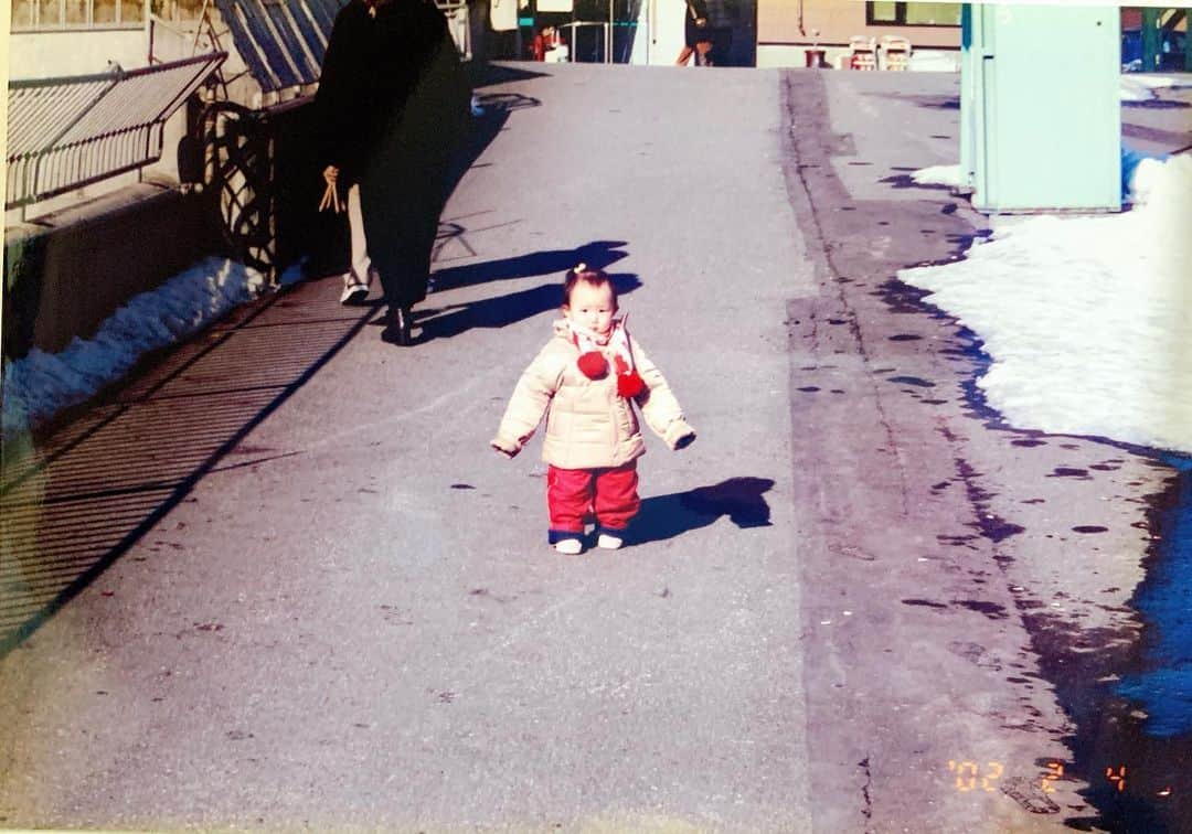早田ひなのインスタグラム：「20歳の誕生日に沢山のメッセージをいただき有難うございます😆♥️ これからも卓球の成績も、人としても沢山の方から応援していただける様なアスリートを目指して頑張っていきたいと思います。 九州地区の皆さん大雨の影響で大変な状況でありますので、くれぐれもお気をつけ下さい🙇‍♀️  #🐣から🐓へ」
