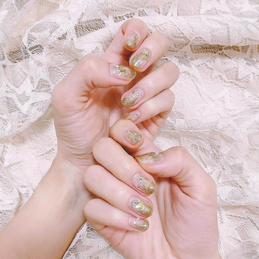 のインスタグラム：「いまのお爪が七夕ぽいから見て💫 いつか世界平和なんて願わなくていい世界になるといいね、みんなのお願いごとは何ですか」