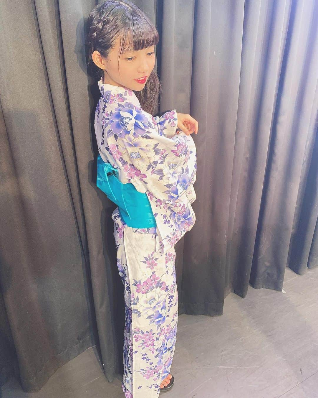 佐倉ちひろさんのインスタグラム写真 - (佐倉ちひろInstagram)「今年初浴衣👘🏮#七夕 #浴衣 #花柄」7月7日 20時49分 - chihiro__sakura