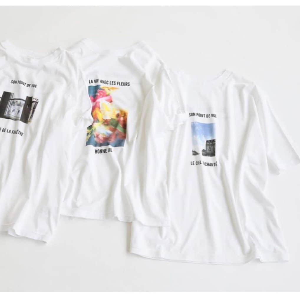 トライセクトさんのインスタグラム写真 - (トライセクトInstagram)「【iena】  春から秋までとにかく着まわせるフォトTシャツ✨﻿ ﻿ バイヤーのパリ出張で実際に撮影されたオリジナルフォトを使用したTシャツ。﻿ ゆったりとしたシルエットで着るだけで抜け感をプラスしてくれます✔️﻿ ﻿ リクエスト多数につき再入荷決定！﻿ ﻿ ﻿ ﻿ ﻿ ￣￣￣￣￣￣￣￣￣￣￣￣￣﻿ ﻿ ONLINE STORE：7/6（月）12：00～通常販売開始﻿ 店舗：7/5（日）発売開始 ※一部店舗は7/6(月) 発売﻿ ﻿ T-shirt ¥9,000+tax  no,20070900419120﻿ ﻿ ﻿ ﻿ ﻿ ﻿ ﻿ ﻿ ﻿ #イエナ #ベイクルーズ #tシャツコーデ」7月7日 21時08分 - baycrews