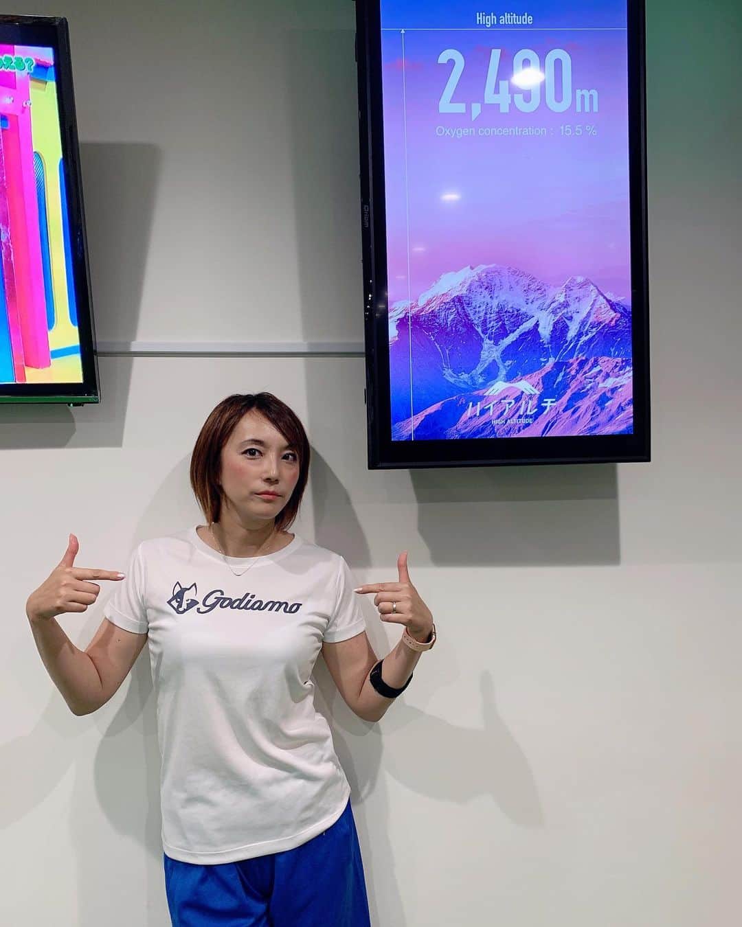 のインスタグラム：「#スポーツウェアブランド  スタイリッシュな #スポーツウェア　展開する #godiamo @godiamo_sport   この度　#ブランドアンバサダー　 拝命頂きました🐺  #イタリア語　で　#楽しもう　という意味があるブランド名。  #スポーツ　が好き。 #スポーツ　のためならば。  観るもよし、やるもよし。 自分自身も　#サッカー　#テニス　#運動　#ジム　#トレーニング　などスポーツを心から楽しめたらと思います！！  ステキなご縁を頂きありがとうございます♡  #ご紹介しますぞえ　♡ #アンバサダー」