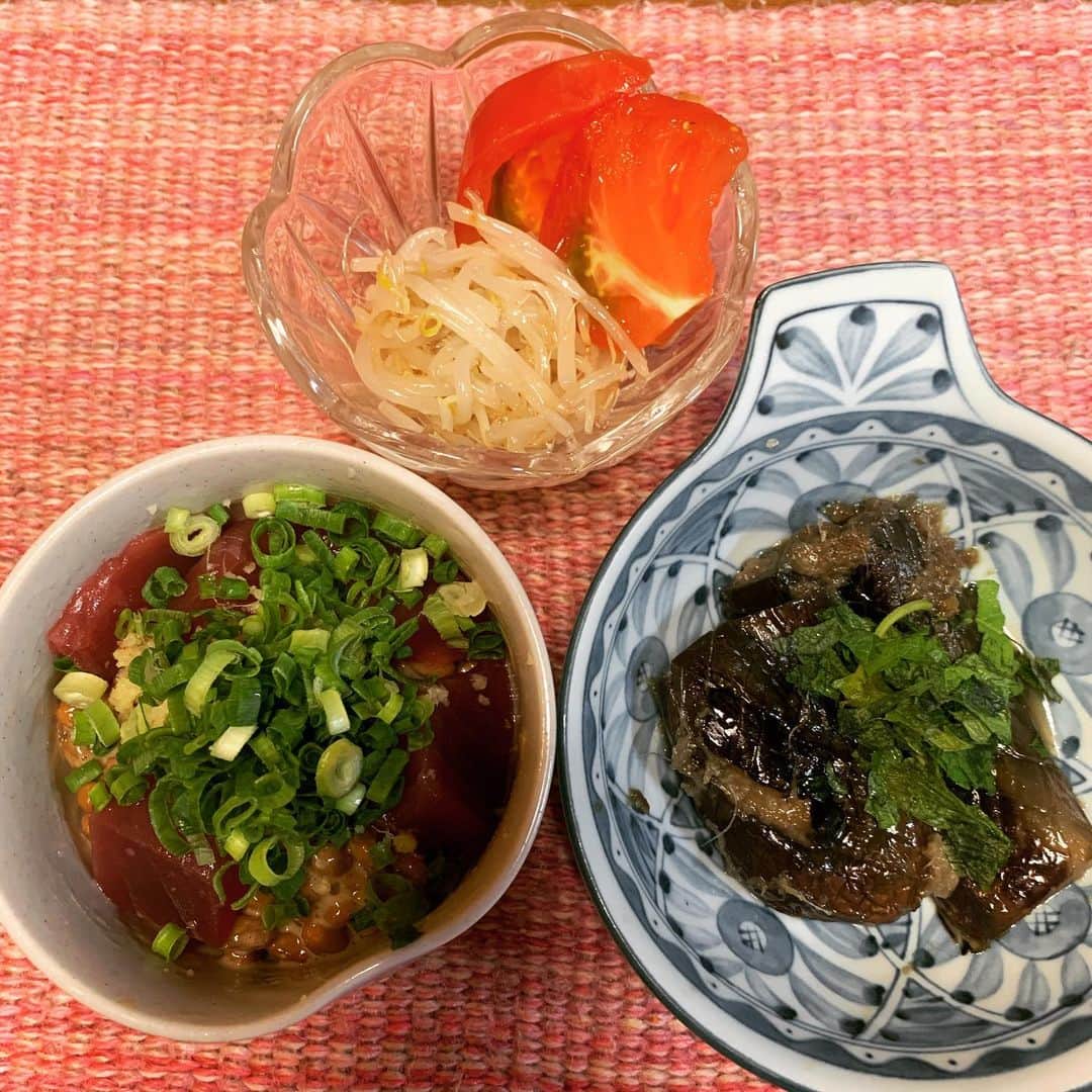 宙也さんのインスタグラム写真 - (宙也Instagram)「もやしのナムル。茄子の煮浸し。かつお納豆ポン酢。」7月7日 21時14分 - chuya_aquarius