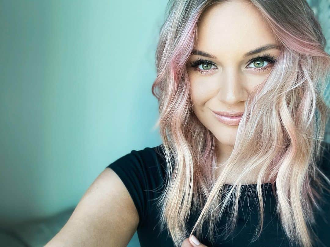のインスタグラム：「it was a matter of time. cc @kristin_ess 💓」