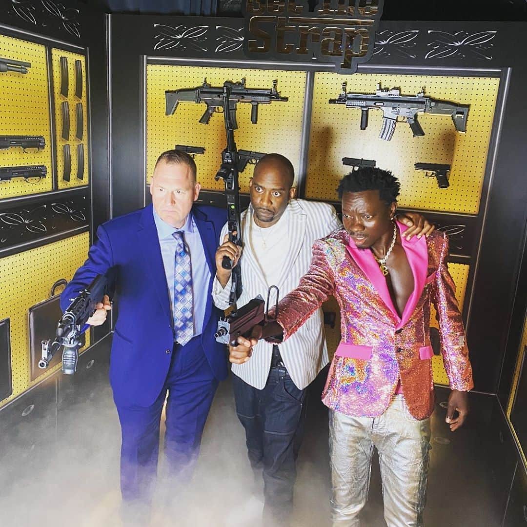 トニー・イエイヨーのインスタグラム：「@m_criscio66 and @michaelblackson funniest nigga hands down.」