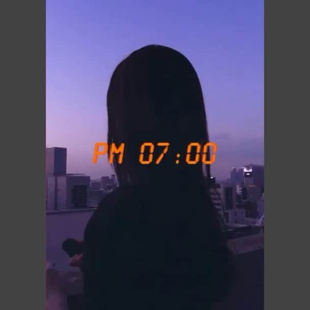 ソジン のインスタグラム：「열번째 7월9일을 위해서, 준비한 선물🎁, 기대되죠?」