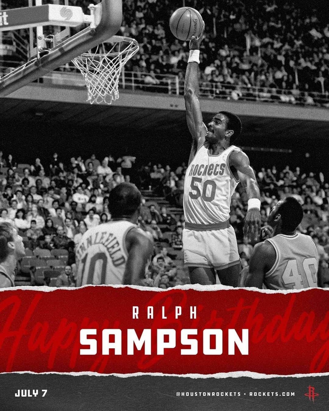 ヒューストン・ロケッツさんのインスタグラム写真 - (ヒューストン・ロケッツInstagram)「Happy birthday, Ralph Sampson! 🚀🍻  🚀 4X NBA All-Star 🚀 @hoophall Inductee」7月8日 0時51分 - houstonrockets