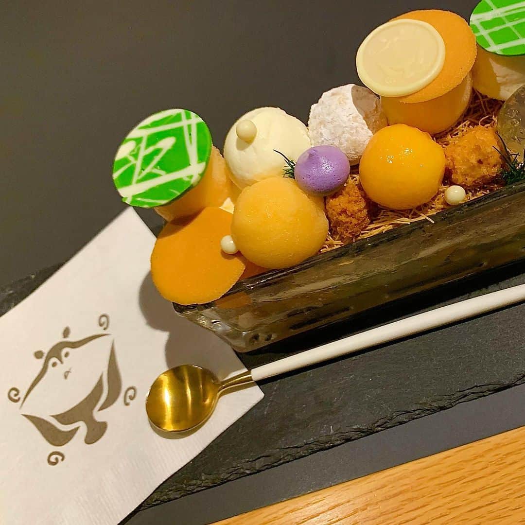 長江里加のグルメインスタ