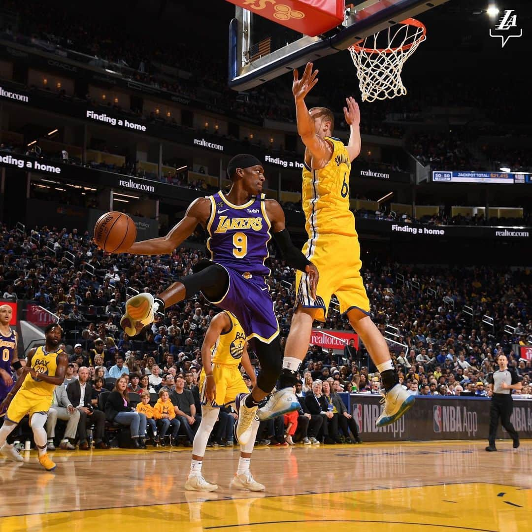 Los Angeles Lakersさんのインスタグラム写真 - (Los Angeles LakersInstagram)「Showing some love for No. 9⃣ #RondoDay」7月8日 2時13分 - lakers