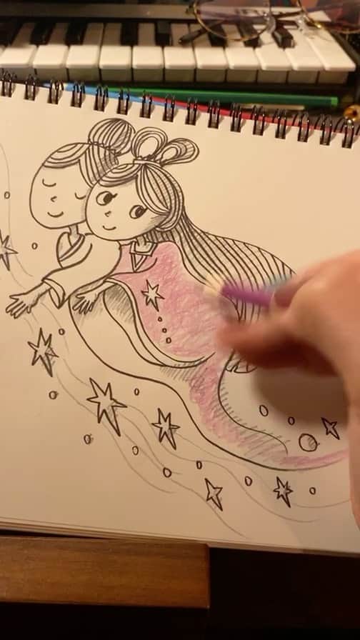 小春のインスタグラム：「チャラン・ポ・ランタンの姉絵を描く」