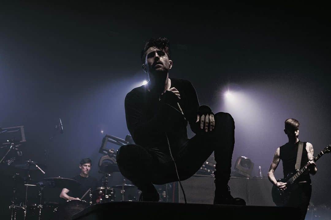 AFIのインスタグラム：「Through the darkness breaks the light. ﻿ ﻿📷: @leahdickerman」