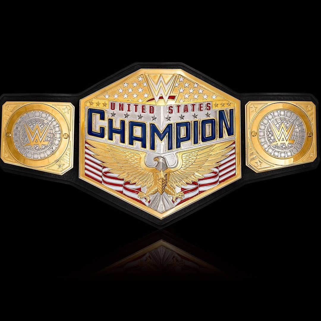 WWEさんのインスタグラム写真 - (WWEInstagram)「Get up-close and personal with the NEW #USTitle unveiled by @the305mvp on #WWERaw.」7月8日 5時46分 - wwe