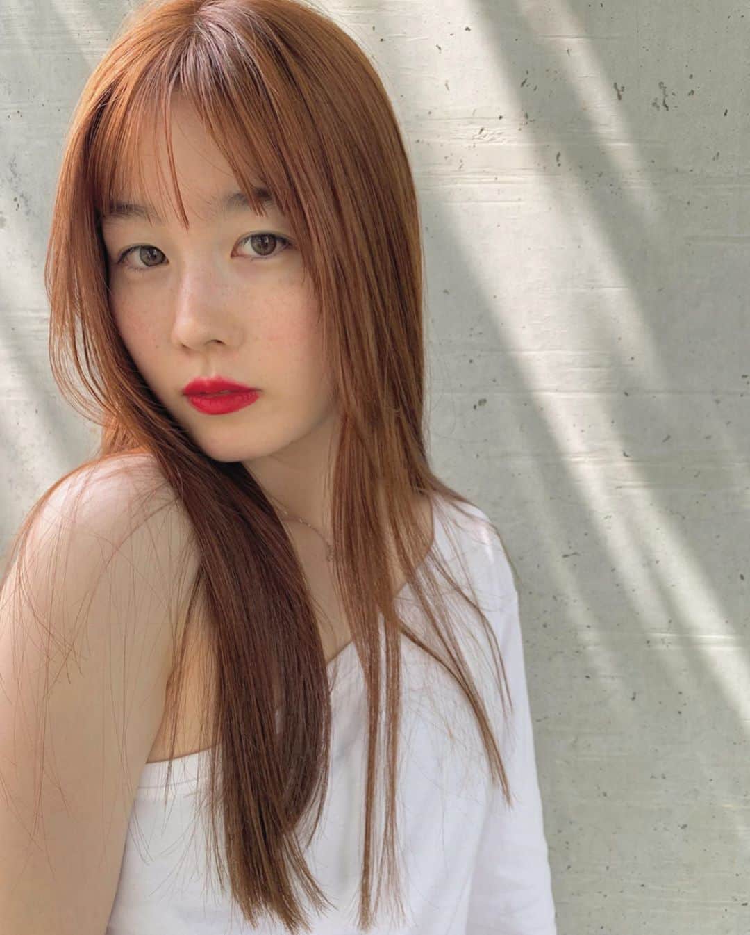 nanako itoのインスタグラム：「orange beige🍊 . ブリーチはしていません🍊 . ブリーチなしでなるべく明るくしたい方はオレンジがオススメです☺️」