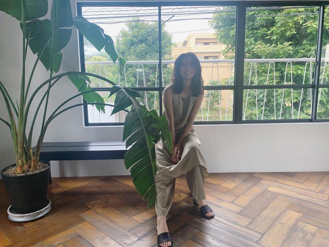 江藤百香のインスタグラム：「今日のスタジオ気持ちよかったな☺️🌿🌿」