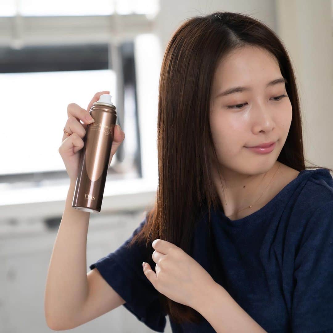 EBiS化粧品【公式】さんのインスタグラム写真 - (EBiS化粧品【公式】Instagram)「スプレータイプだから、誰でも簡単に髪のボリュームアップ  ・ ウィッグより手軽に、わずか5秒でとても自然に ・  分け目・薄毛にもう悩まない ・ 美容成分も配合で髪のツヤもプラス ・ そんな女性の為の増毛スプレーが生まれました。 ・ それでは今日も素敵なスキンケアをお楽しみください♪  #ヘアーモーメントP  #EBiS  #エビス化粧品 #美容  #増毛スプレー#女性薄毛 #ヘアケア #ヘアカラー #増毛 #薄毛 #薄毛対策 #スカルプ #スカルプケア #増毛剤おしゃれ #育毛剤で薄毛予防 #薄毛女子  #薄毛改善 #ヘアケア #増毛 #薄毛 #薄毛対策  #白髪染め」7月8日 17時22分 - ebis_cosme