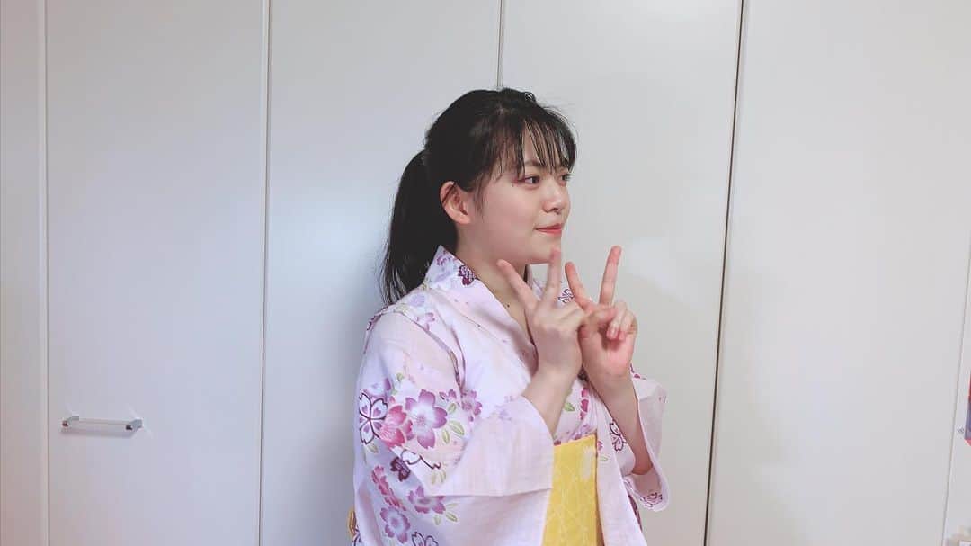 高岡薫のインスタグラム：「昨日はポニーテールの日、そして浴衣の日だったので♪  #ポニーテールの日 #浴衣の日」