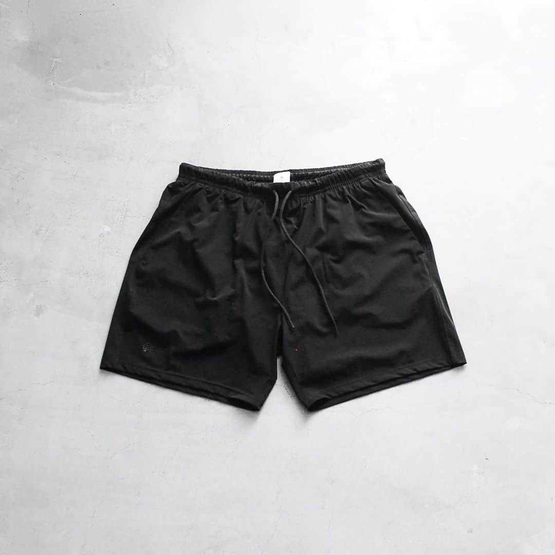 wonder_mountain_irieさんのインスタグラム写真 - (wonder_mountain_irieInstagram)「_ REIGNING CHAMP / レイニングチャンプ "SWIM SHORT - HIGH GAUGE" ¥17,600- _ 〈online store / @digital_mountain〉 https://www.digital-mountain.net/shopdetail/000000011914/ _ 【オンラインストア#DigitalMountain へのご注文】 *24時間受付 *15時までのご注文で即日発送 *送料無料 tel：084-973-8204 _ We can send your order overseas. Accepted payment method is by PayPal or credit card only. (AMEX is not accepted)  Ordering procedure details can be found here. >>http://www.digital-mountain.net/html/page56.html _ #REIGNINGCHAMP #レイニングチャンプ _ 本店：#WonderMountain  blog>> http://wm.digital-mountain.info/ _ 〒720-0044  広島県福山市笠岡町4-18  JR 「#福山駅」より徒歩10分 #ワンダーマウンテン #japan #hiroshima #福山 #福山市 #尾道 #倉敷 #鞆の浦 近く _ 系列店：@hacbywondermountain _」7月8日 10時14分 - wonder_mountain_
