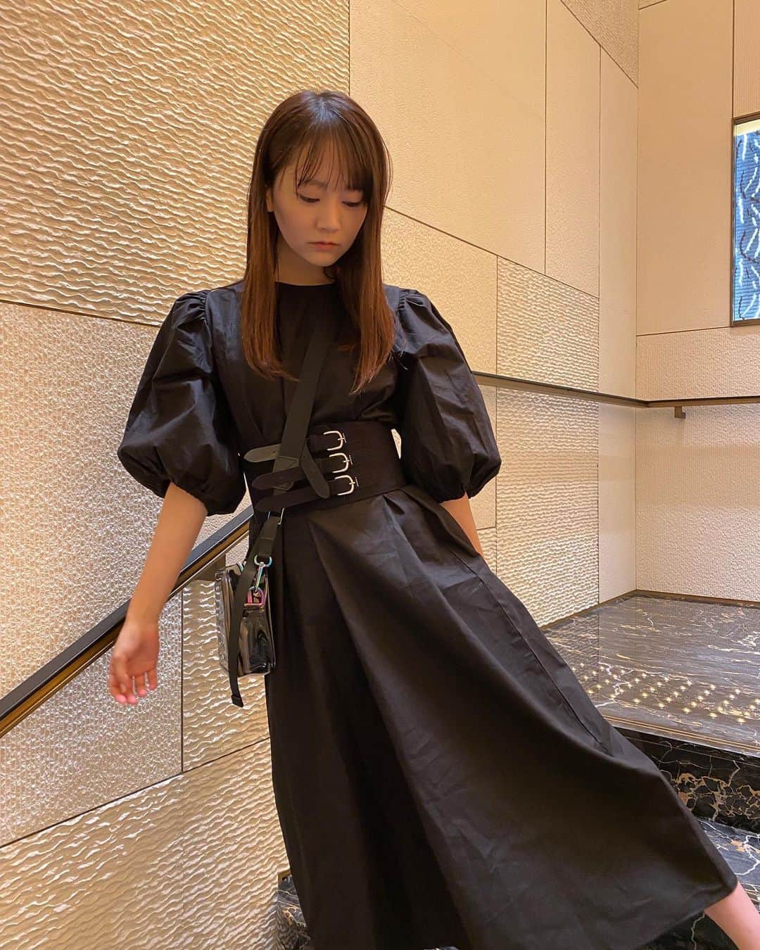 浜田翔子さんのインスタグラム写真 - (浜田翔子Instagram)「おはしょ〜 風強いねぇ 今日も気をつけましょう☔️ ワンピはタグ付けしてます😌」7月8日 10時14分 - shoko_hamada
