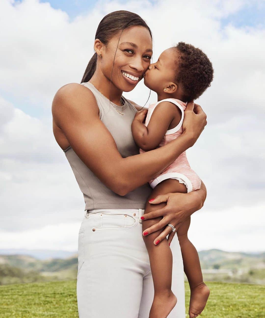 アリソン・フェリックスさんのインスタグラム写真 - (アリソン・フェリックスInstagram)「Mama. My favorite title.」7月8日 10時18分 - allysonfelix