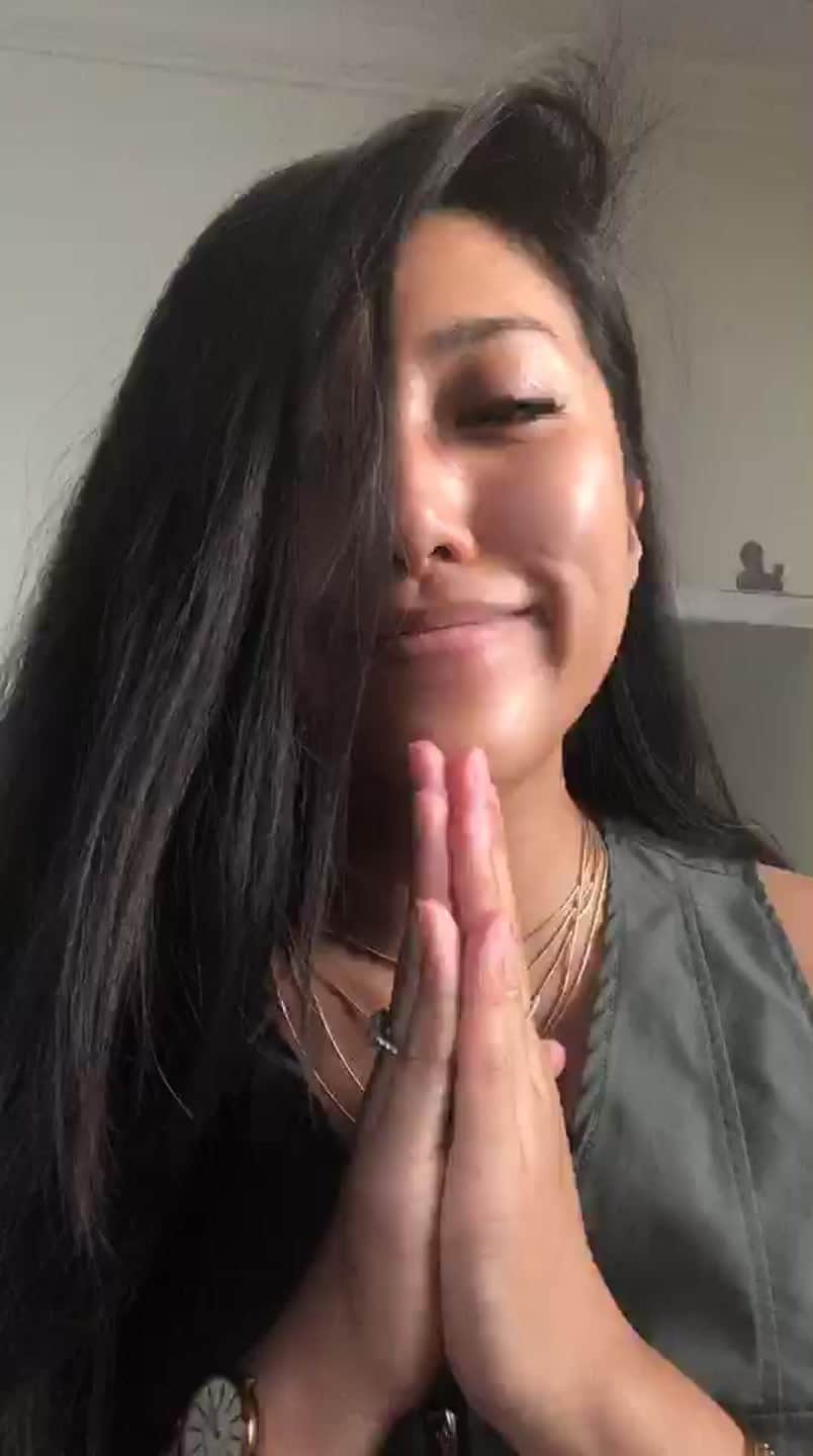 オリビア・タイのインスタグラム：「How are you feeling today?」