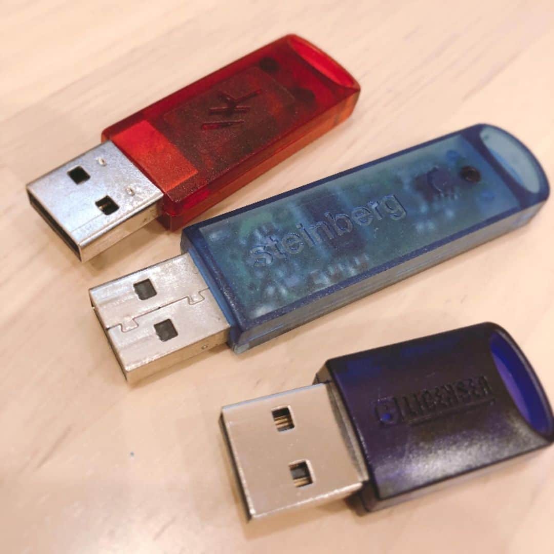 上杉洋史のインスタグラム：「Got a new eLicenser again for my new Mac Pro. #elicenser #steinbergkey」