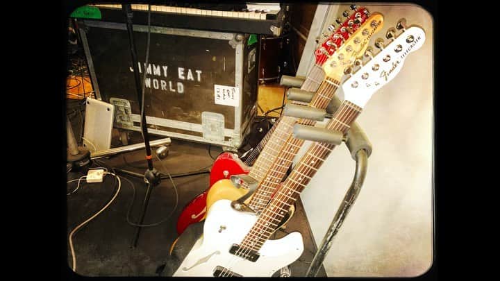 ジム・アドキンスのインスタグラム：「Seeing guitarists like Duane Dennison and John Reis play totally changed what I wanted to go for. This week (ish) is a playlist themed around some of the guitar playing that shifted me from metal to ... whatever it is I do now. Link in bio or, visit at the jimmy eat world Spotify artist playlist section. Word.」