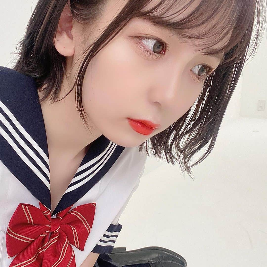 中川珠里さんのインスタグラム写真 - (中川珠里Instagram)「cream発売中 ！！！」7月8日 12時17分 - juri_nakagawa1