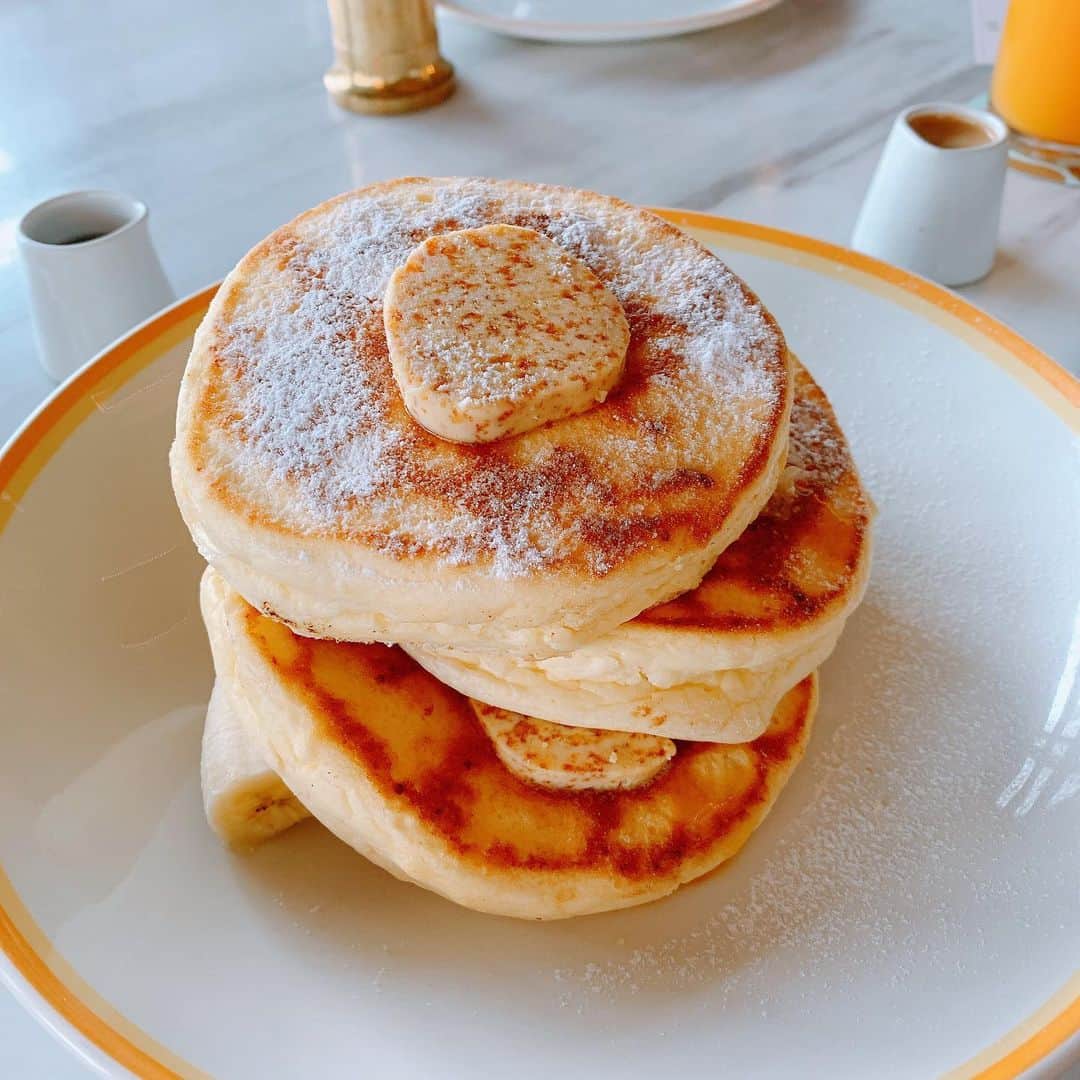 唐沢美帆さんのインスタグラム写真 - (唐沢美帆Instagram)「☺︎☺︎☺︎ billsのリコッタパンケーキ ハニーコームバターが美味しい🍯 . #TRUEさん #唐沢美帆 #bills #パンケーキ #pancake #pancakes #japan #anime #anisong」7月8日 12時38分 - miho_karasawa