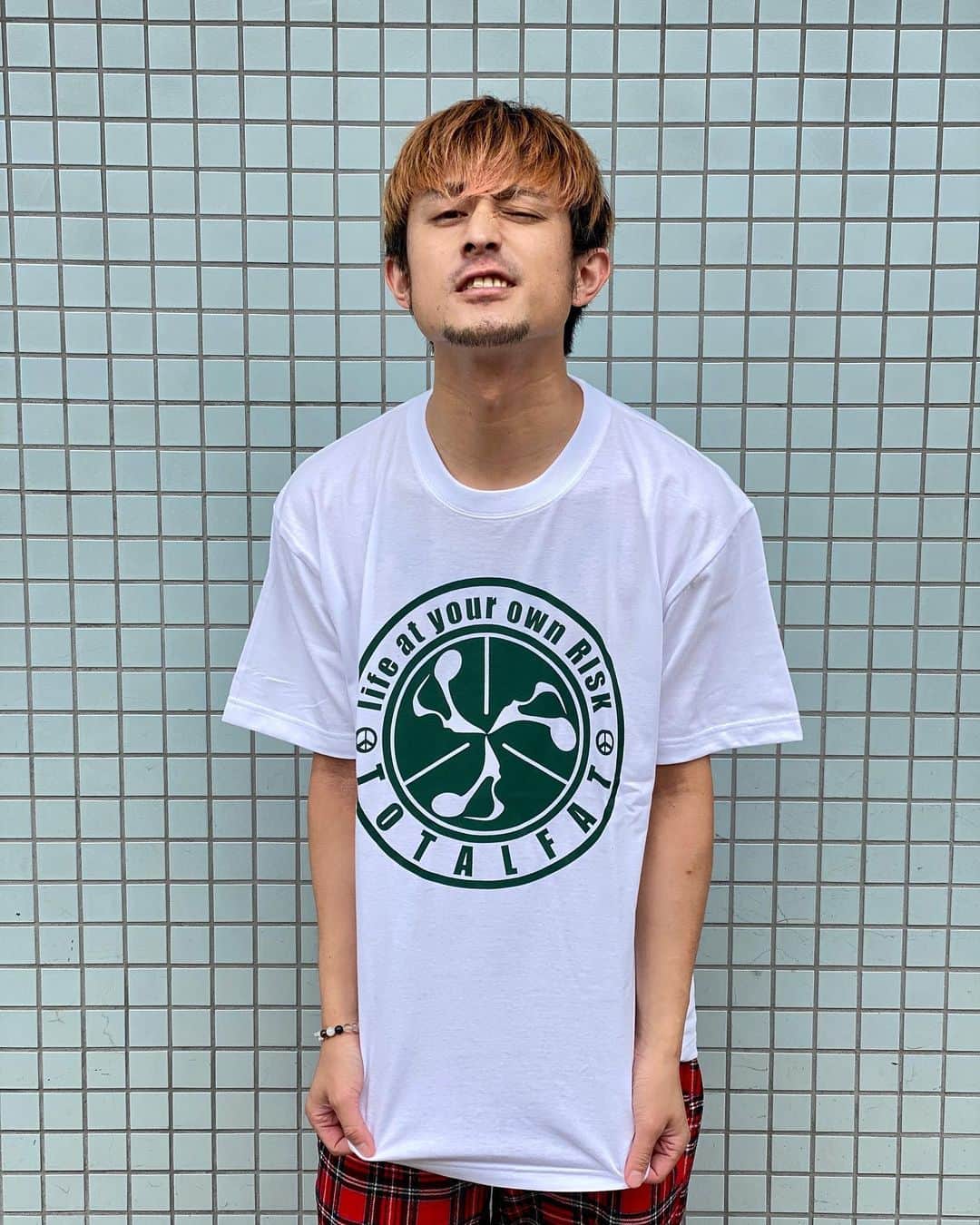 TOTALFATさんのインスタグラム写真 - (TOTALFATInstagram)「Jose生誕記念Tシャツ ” ホセティー2020 RISK × Joseスペシャルコラボ”   7/11（土）Joseの誕生日当日限定受注販売決定🔥  size:S/M/L/XL/XXL color:BLACK/WHITE price ¥3,000+tax 受注期間：7/11（土）0:00〜23:59 UKFC ONLINE SHOPにて発売✨」7月8日 14時07分 - totalfat_japan