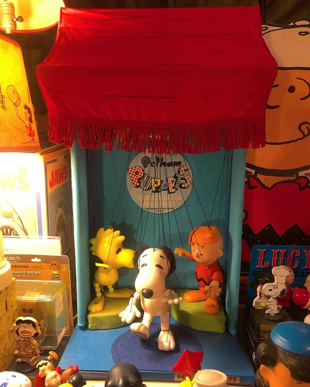 大川知英のインスタグラム：「78's Pelmam Puppet Peanuts Marionette  ス.スぺ.スペ〜シャル〜お激レアちゃんな ペルハムパペットがtakatsubaseに ズズズーーッポシのズン❗️🤡 魂入れたらウィンウィンと弱音が鳴り GOST DANCEからのDANCE.DANCE🌝💃🏼 Amazing cute😍upi-🤪 #pelhum#puppet#peanuts#marionette #vintage#78s#激可愛い奴#amazing  #ゴーストダンス#動く物好き#欲しかった #デッドばりに完品#upi#amecajiboys #takatsubase#アメトイ部キャプテン  #YouTube」