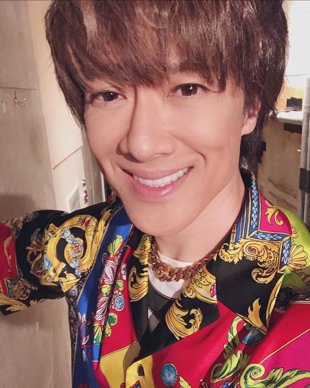 貴水博之のインスタグラム：「応援MAXありがとうサイコウ🎉🎉🎉🎉🎉googoogoogoogoogoo😉🎉🎉🎉‼️‼️ #access #初 #無観客 #生配信ライブ #感謝 #感激 #washyourhands #gargle #mask #doourbest #seeyousoon」