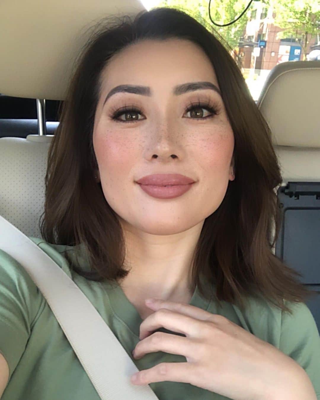 MayaTさんのインスタグラム写真 - (MayaTInstagram)「Freckles :)」7月9日 2時32分 - mayat_official