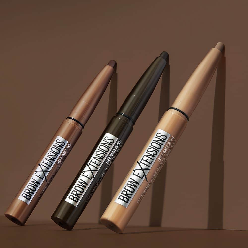 Maybelline New Yorkさんのインスタグラム写真 - (Maybelline New YorkInstagram)「For thick natural-looking brows our new #browextensions crayon doesn’t disappoint! This fiber-packed pomade glides right on and easily fills in brows with no mess. Tag a friend that never leaves the house without flawless arches below! ⬇️」7月9日 2時42分 - maybelline