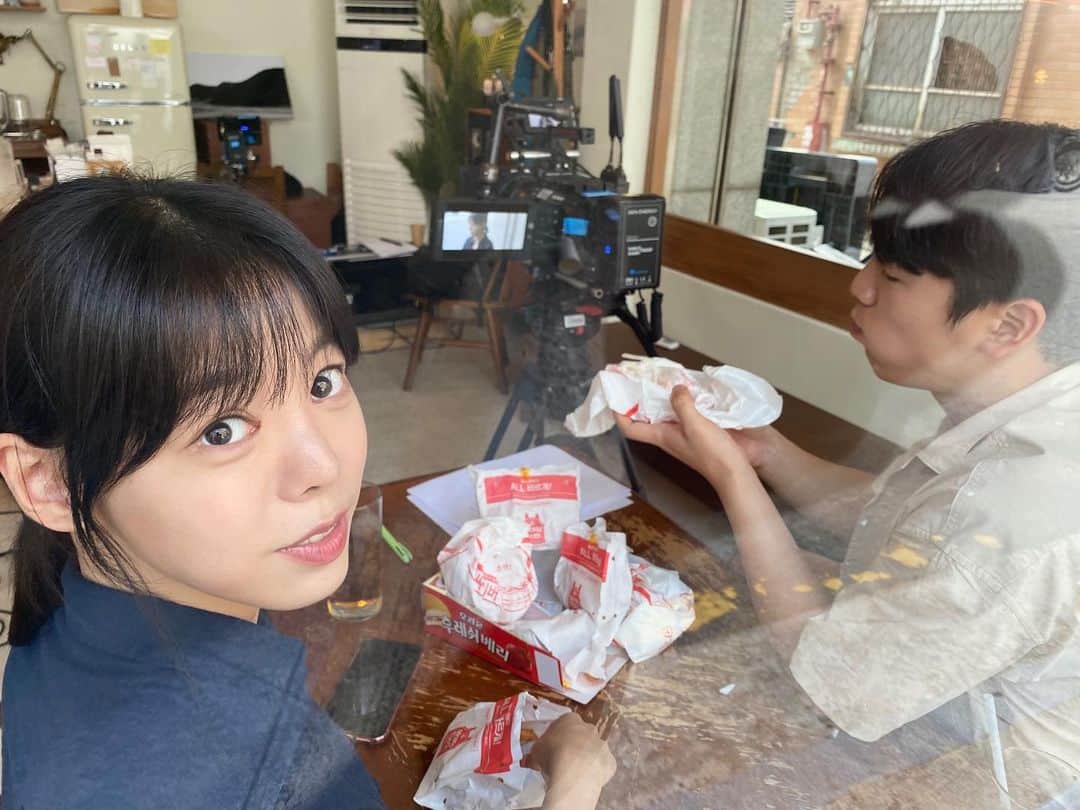 ユン・ジウォンさんのインスタグラム写真 - (ユン・ジウォンInstagram)「SOMEDAY 👋🏻」7月8日 18時06分 - yuldion