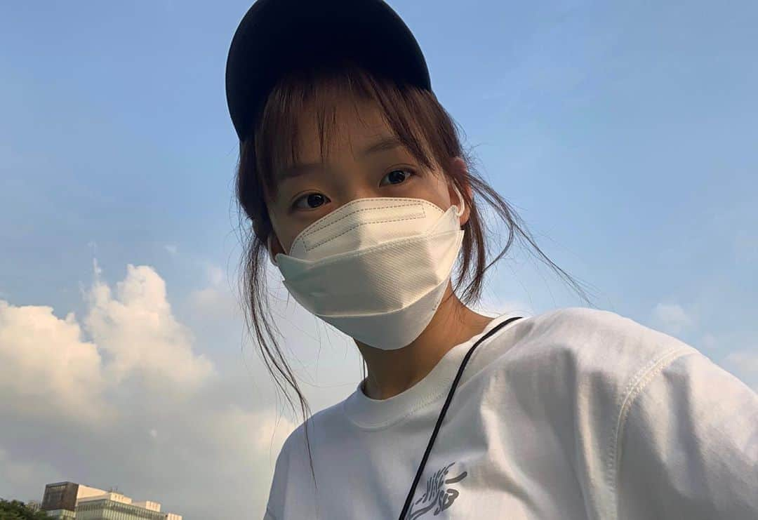 チン・ギジュさんのインスタグラム写真 - (チン・ギジュInstagram)「💙」7月8日 18時15分 - jinkijoo