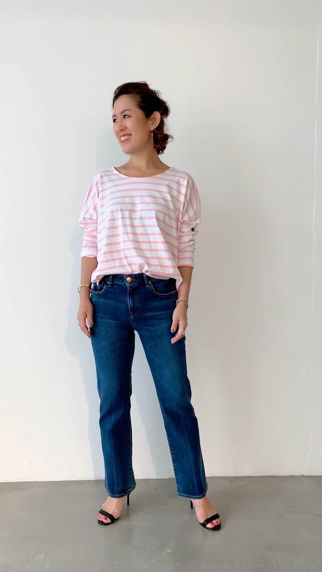 のインスタグラム：「Featured item﻿ ﻿ DENIM : Marmalade Midrise﻿ NO : 14442-amc﻿ PRICE : 19,000+tax﻿ ﻿ @naokookusa ﻿ #redcard#redcardtokyo#howtowearit#redcarddenim#denim#jeans#haunt#intheknowgl#naokookusa#jeansstyle#denimstyle#大草直子 さん#レッドカード#レッドカードデニム#デニムコーデ#フレアデニム#美脚デニム」