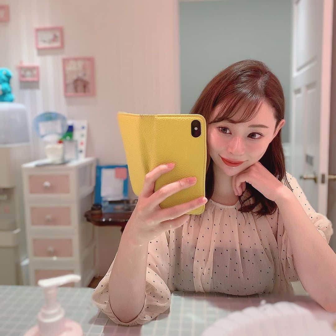 のインスタグラム：「ㅤㅤㅤ  ㅤㅤㅤ  この間、グレースビューティー ヘルスクリニックさんで 白玉点滴してきたの〜🥰💞💞  白玉点滴の主成分グルタチオンには、 体内のメラニンの生成を抑制して シミ、そばかす、肝斑を 改善してくれる効果があって 高い抗酸化作用があることから 肌の新陳代謝アップ、血流改善も 期待できる素晴らしい点滴なの🤗💓  久しぶりにしたんだけどやっぱり良い感じ❤️ ほんで今グレースビューティー ヘルスクリニックさんは2周年と いうことでイベントをしていたよ‼️  ㅤㅤㅤ  店内がお祭り仕様で とっても可愛かった〜👘🍧🎆  ㅤㅤㅤ  👇👇イベント内容は、、👇👇  ～❤️ご新規様限定イベント❤️〜  2周年にちなんで、下記対象施術が 2️⃣,2️⃣2️⃣2️⃣円または 2️⃣2️⃣,2️⃣2️⃣2️⃣円で受けていただける、 とってもお得なイベント❤️✨ ✳︎ ～2,222円施術～ ◆ピコトーニング1回 ◆ジェネシス1回 ◆サリチル酸ピーリング1回 ◆美肌フォト1回 ◆白玉点滴1回 ✳︎ ～22,222円施術～ ◆HIFUレーザー全顔1回 ◆アートメイク眉1回 ↑※先着10名様。グラデーションor３Dに限る。  え？全部めちゃくちゃお得やん‼️ この機会に行くしかないっしょ‼️😳  ㅤㅤㅤ   気になった方はグレースビューティー ヘルスクリニックさんのインスタ見てみてねん🥰💞  ㅤㅤㅤ  #グレースビューティーヘルスクリニック#美容皮膚科#アンチエイジング#美肌#美白ケア#若返り#美容好き#美容マニア#心斎橋#2周年イベント#2222イベント#アートメイク#ハイフ#ピコトーニング#ジェネシス#白玉点滴#レーザー治療#フォトフェイシャル #岡島かれん」