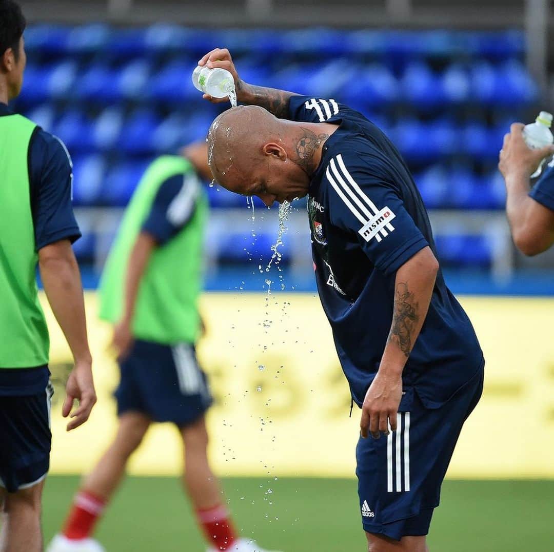 のインスタグラム：「Let’s gooo!!!  #fmarinos #Jリーグ #warmup #ウォームアップ」